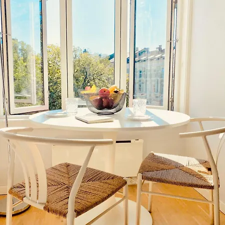 Refined And Ultra-central Oslo