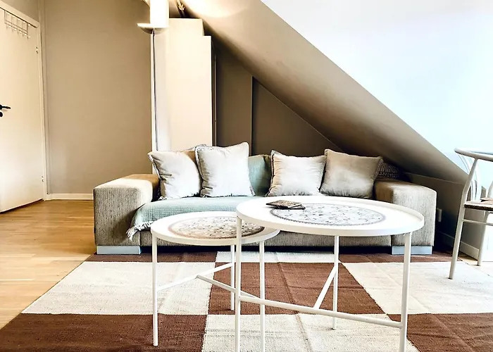 Refined And Ultra-central Апартаменты