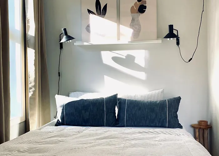 Refined And Ultra-central Апартаменты *